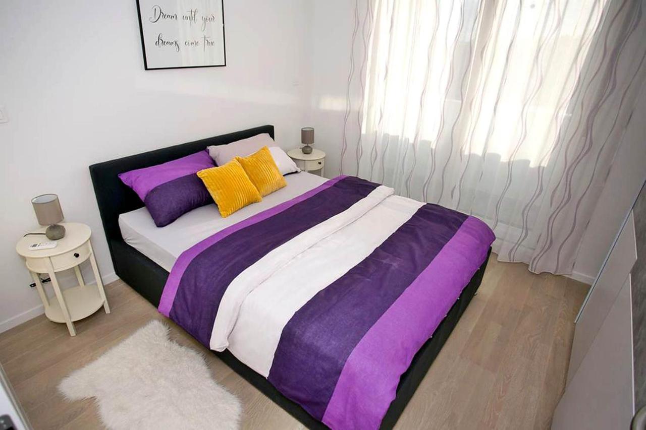 Apartment Sweet Daisy With Parking Задар Екстериор снимка