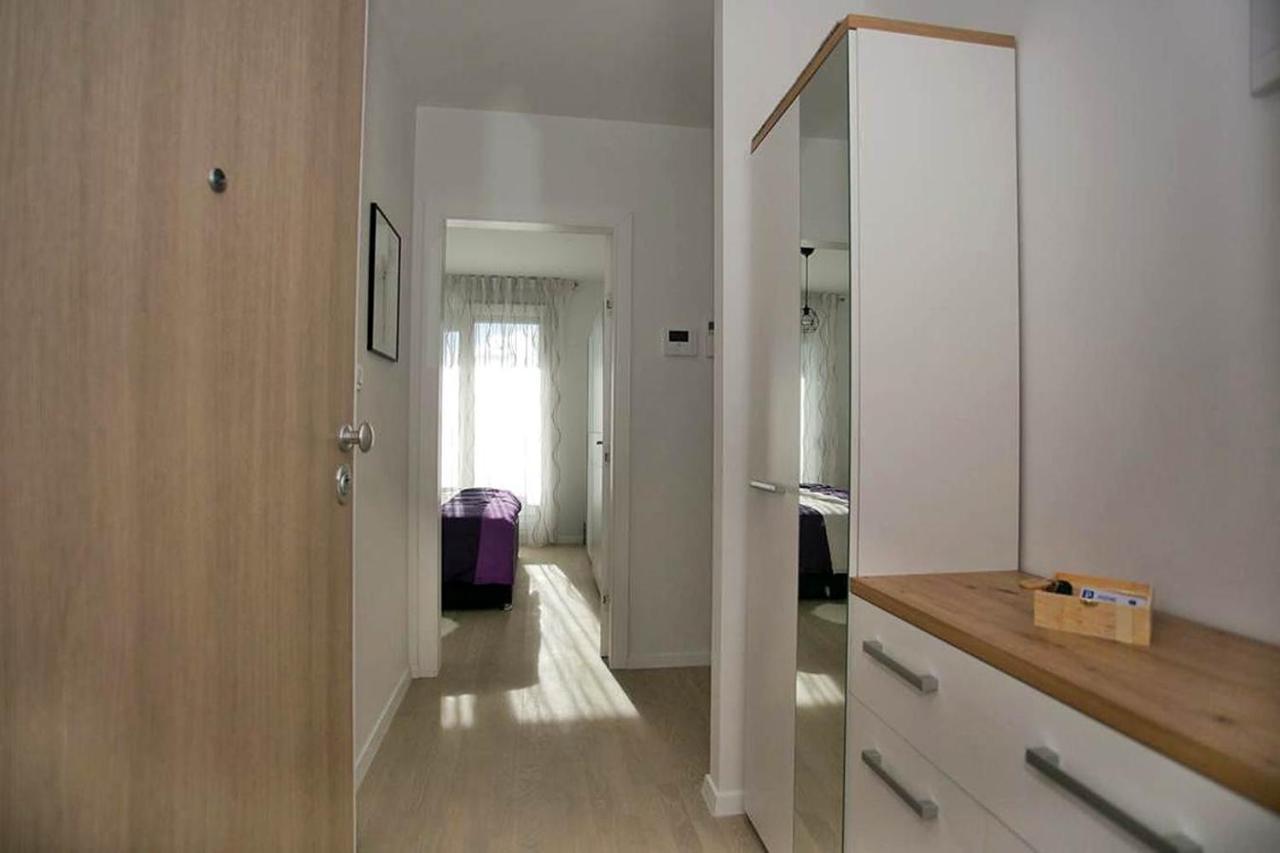 Apartment Sweet Daisy With Parking Задар Екстериор снимка