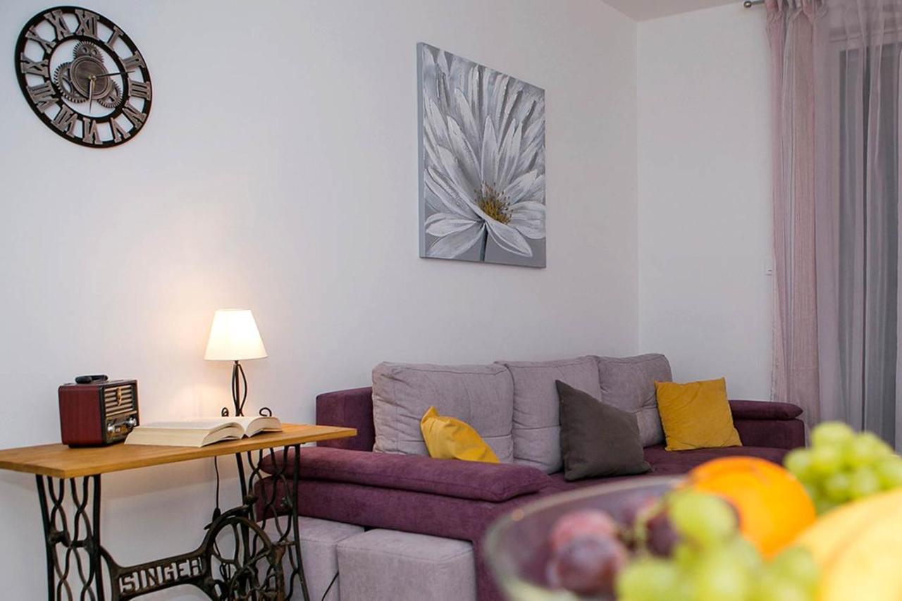 Apartment Sweet Daisy With Parking Задар Екстериор снимка